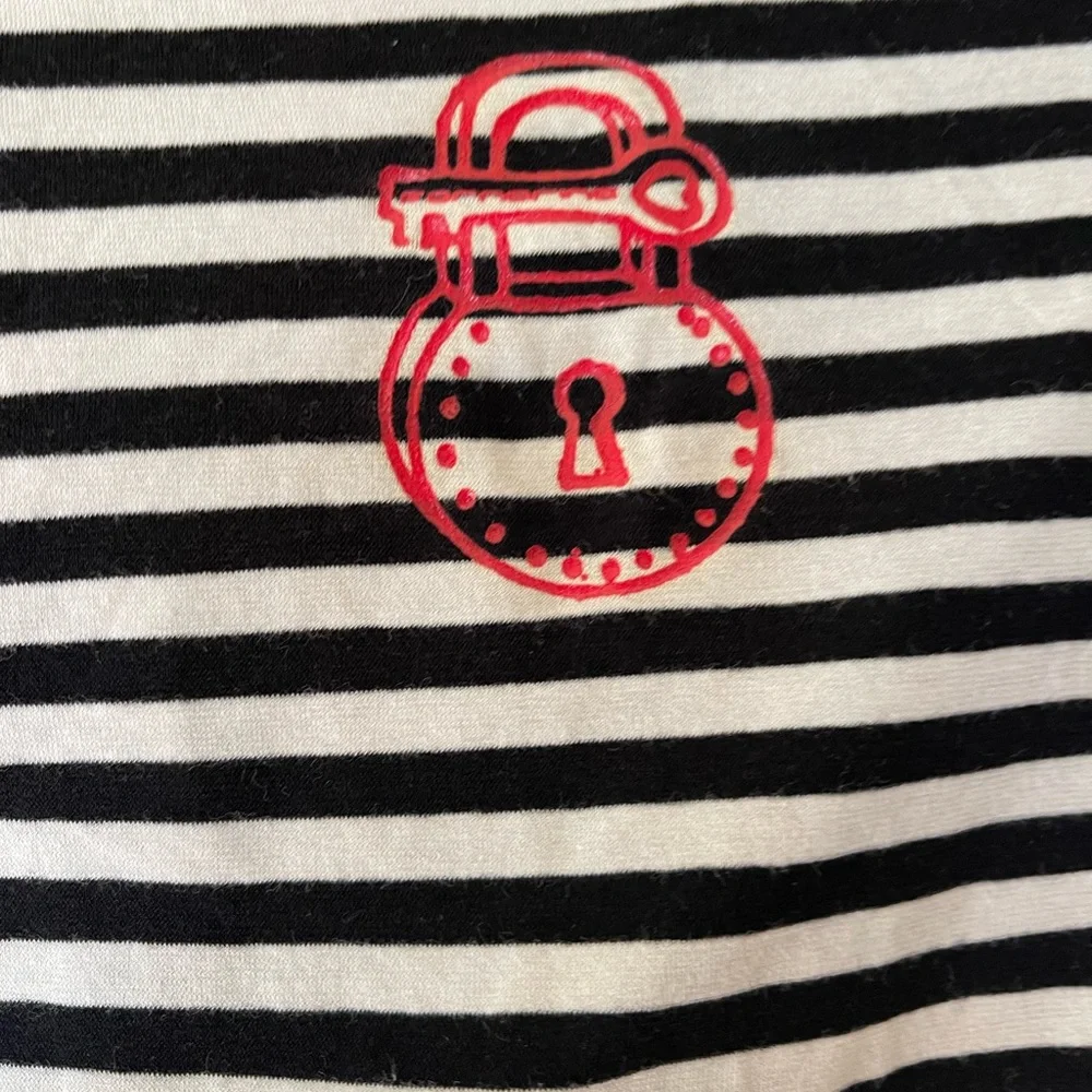 Top - Picture 3 of 4